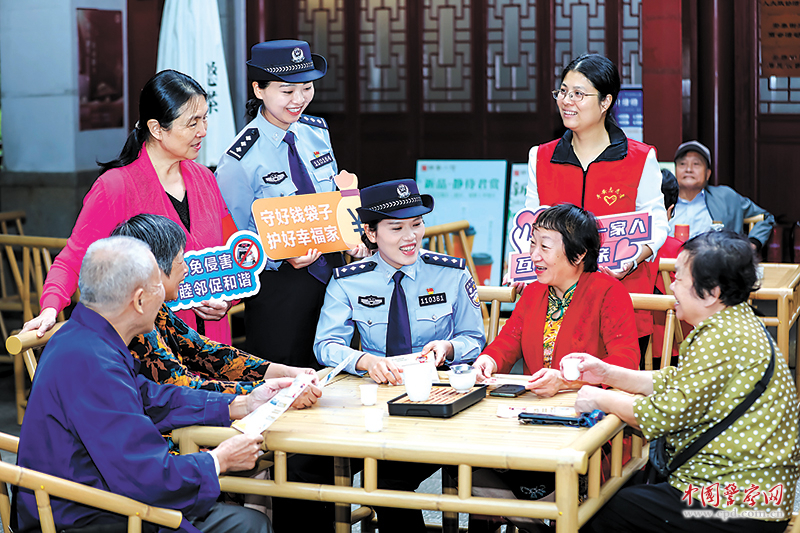 重阳暖桑榆 温情护安康