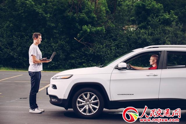 �Զ���ʻ���Զ���ʻ