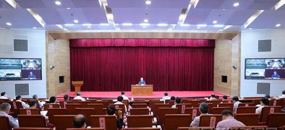 杨传堂：推进行业治理体系和治理能力的现代化