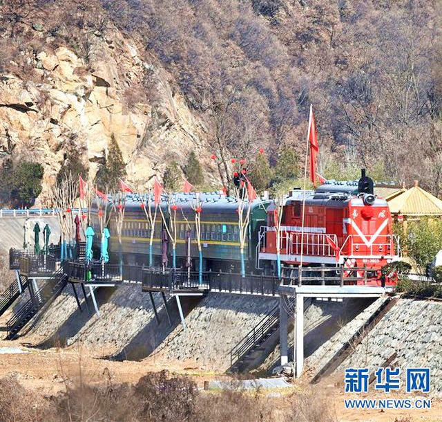河南栾川:铁路小镇里的别样"春运"