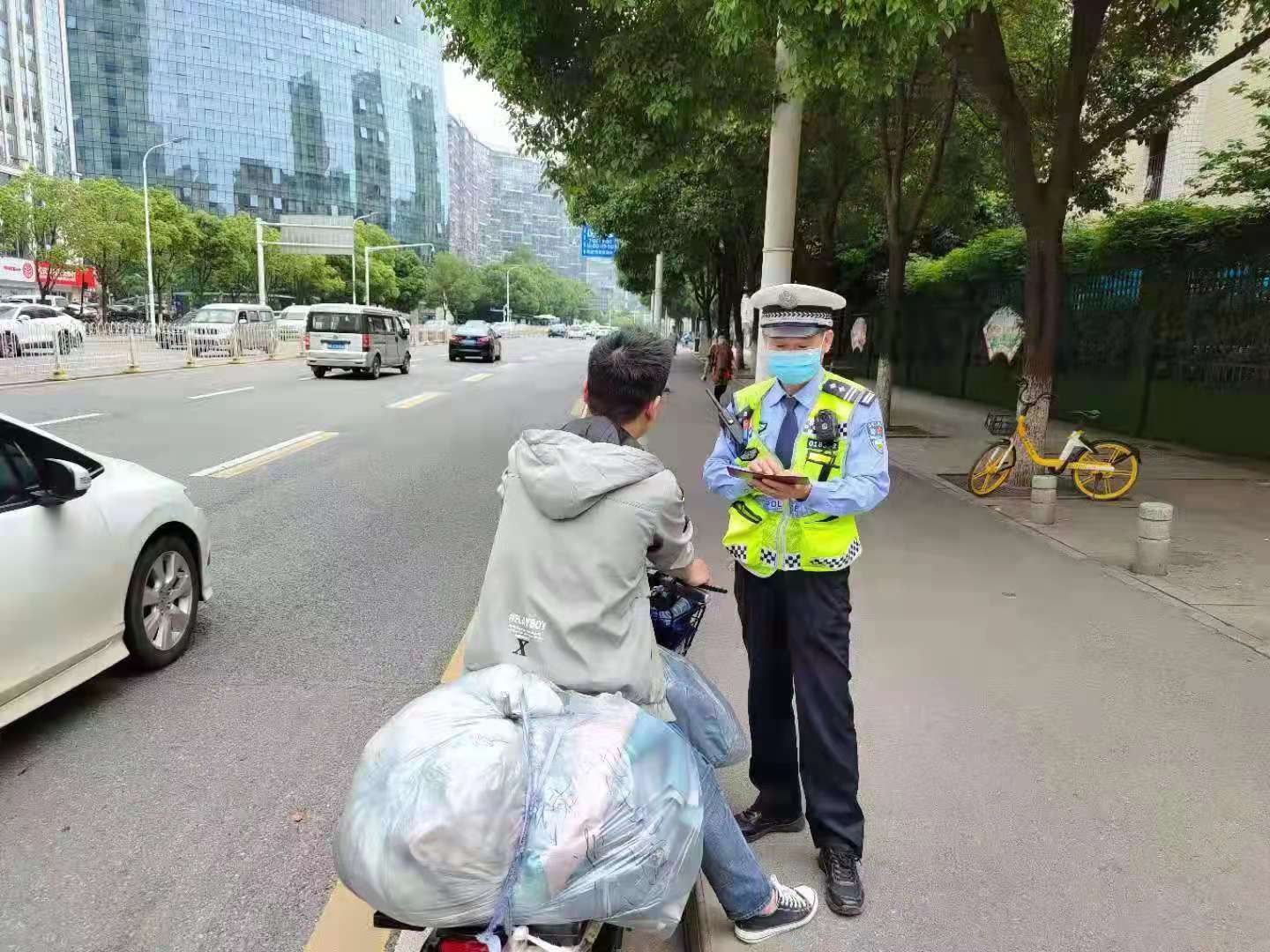 ̲У人ɽչ綯רμ̻